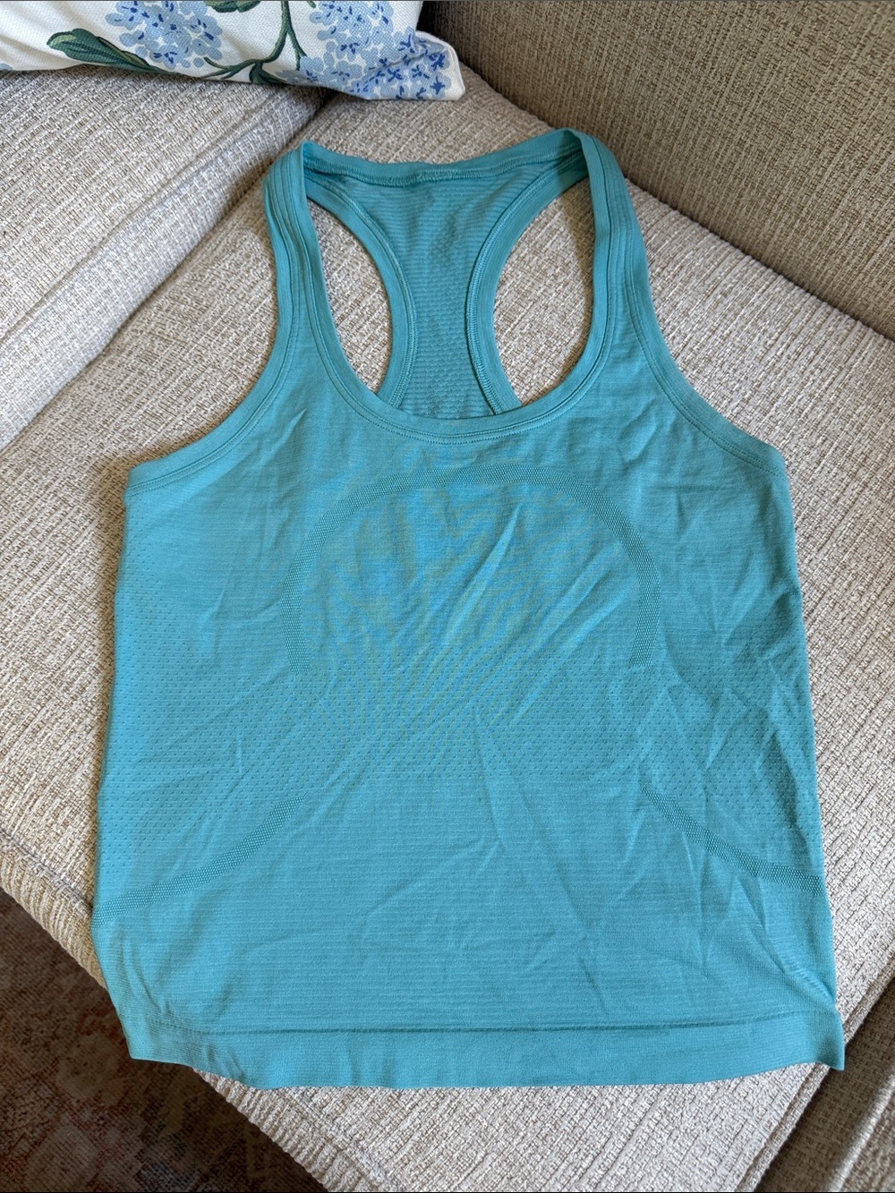 Lululemon Swiftly Tech tank - waist length